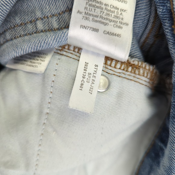 J Crew Slim Boyfriend Jean Women's Size 28 Light Wash‎ Distressed Raw Hem Denim - Picture 10 of 10